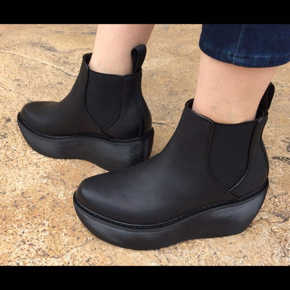 Dr. martens Aerial platform boots Us 5